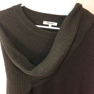 Madewell Patch Pocket Pullover Sweater in Olive